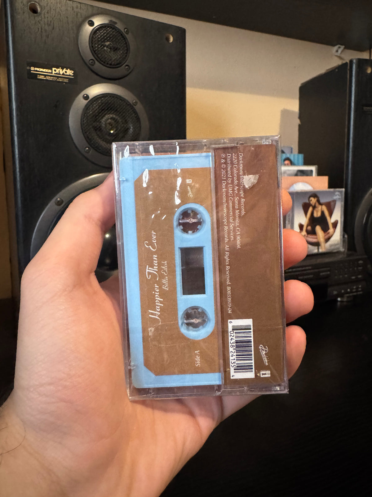 Billie eilish - Happier than ever (URBAN OUTFITTERS BLUE CASSETTE)